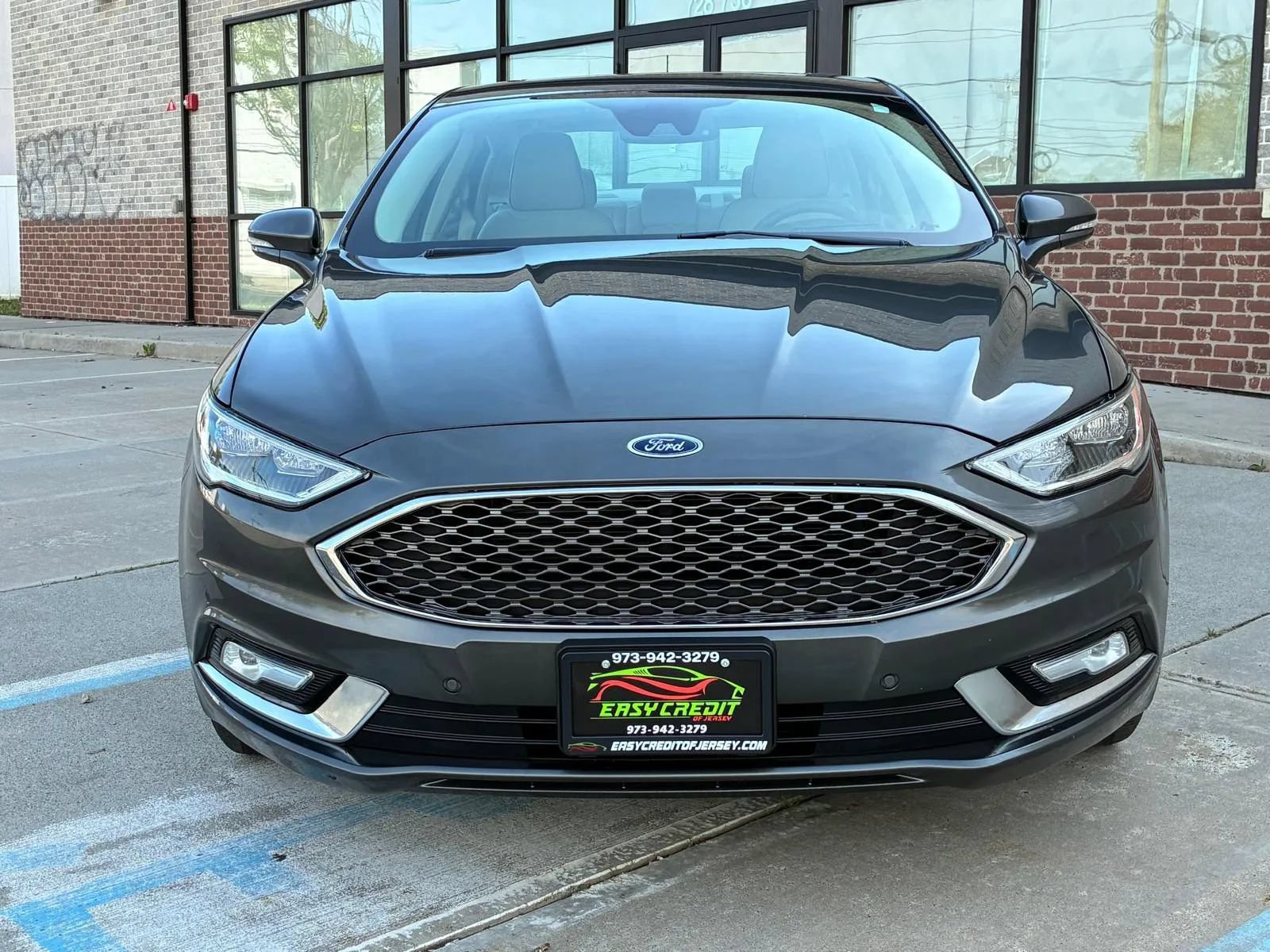 Used 2017 Ford Fusion Platinum AWD/4WD image 6