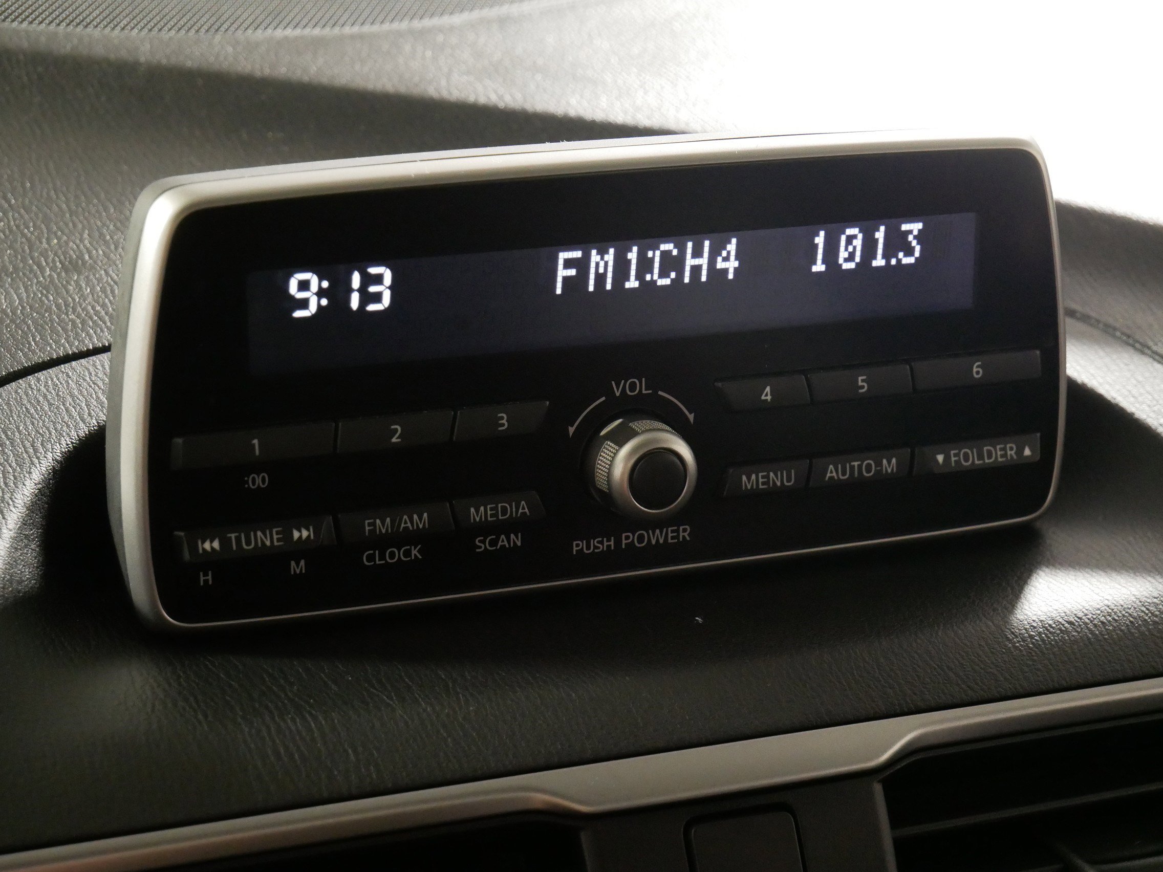 Used 2014 MAZDA MAZDA3 i Touring image 22