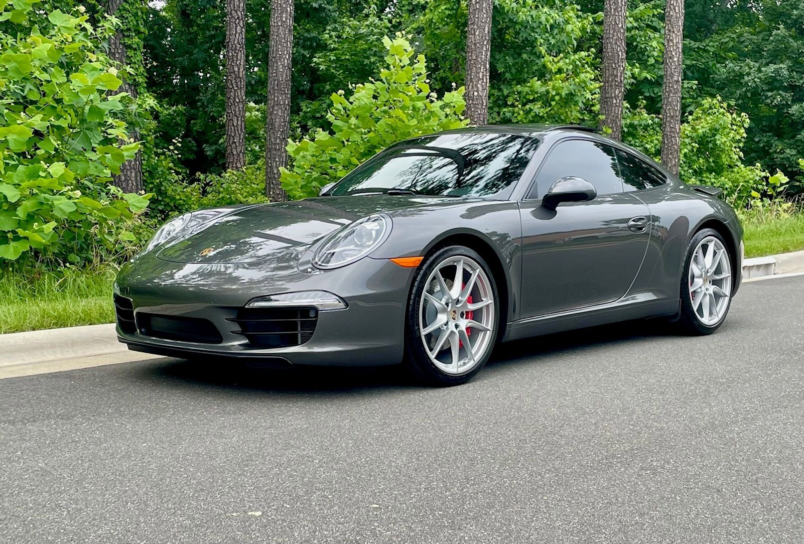 Used 2012 Porsche 911 Carrera S image 3