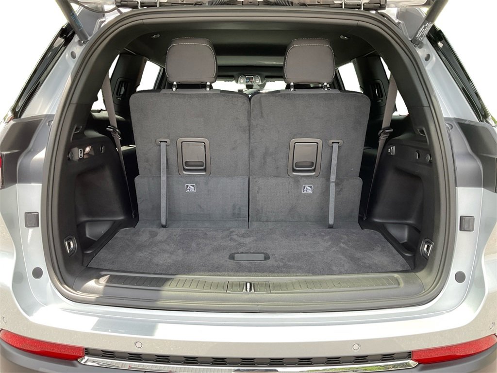 New 2025 Jeep Grand Cherokee L Laredo w/ Luxury Tech Group I image 13