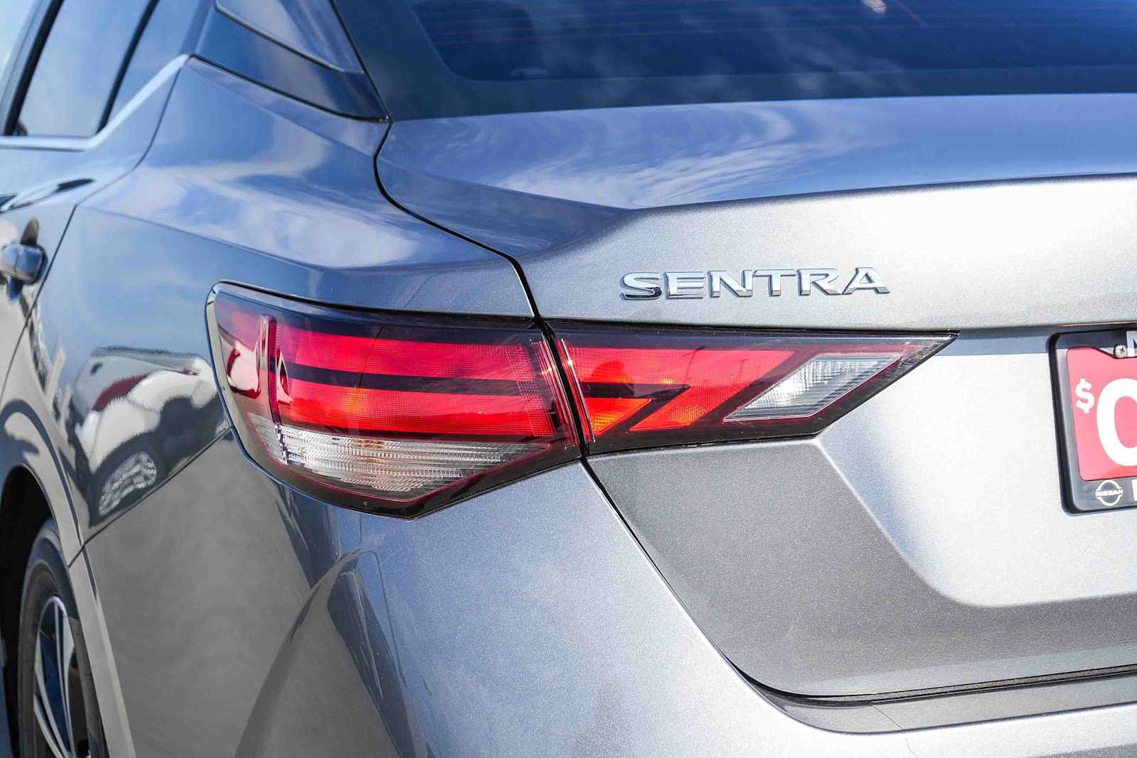 Used 2022 Nissan Sentra SV w/ All-Weather Package FWD image 9