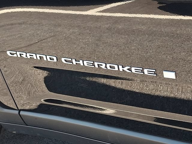 Used 2021 Jeep Grand Cherokee L Limited AWD/4WD image 31