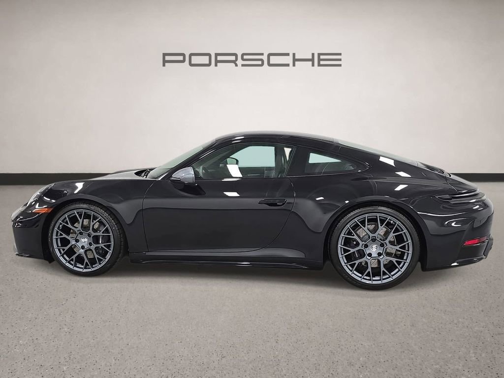 New 2026 Porsche 911 Carrera T RWD image 2
