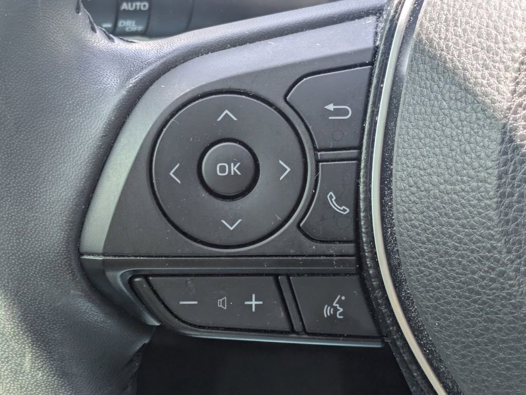 Used 2020 Toyota RAV4 Limited FWD image 58