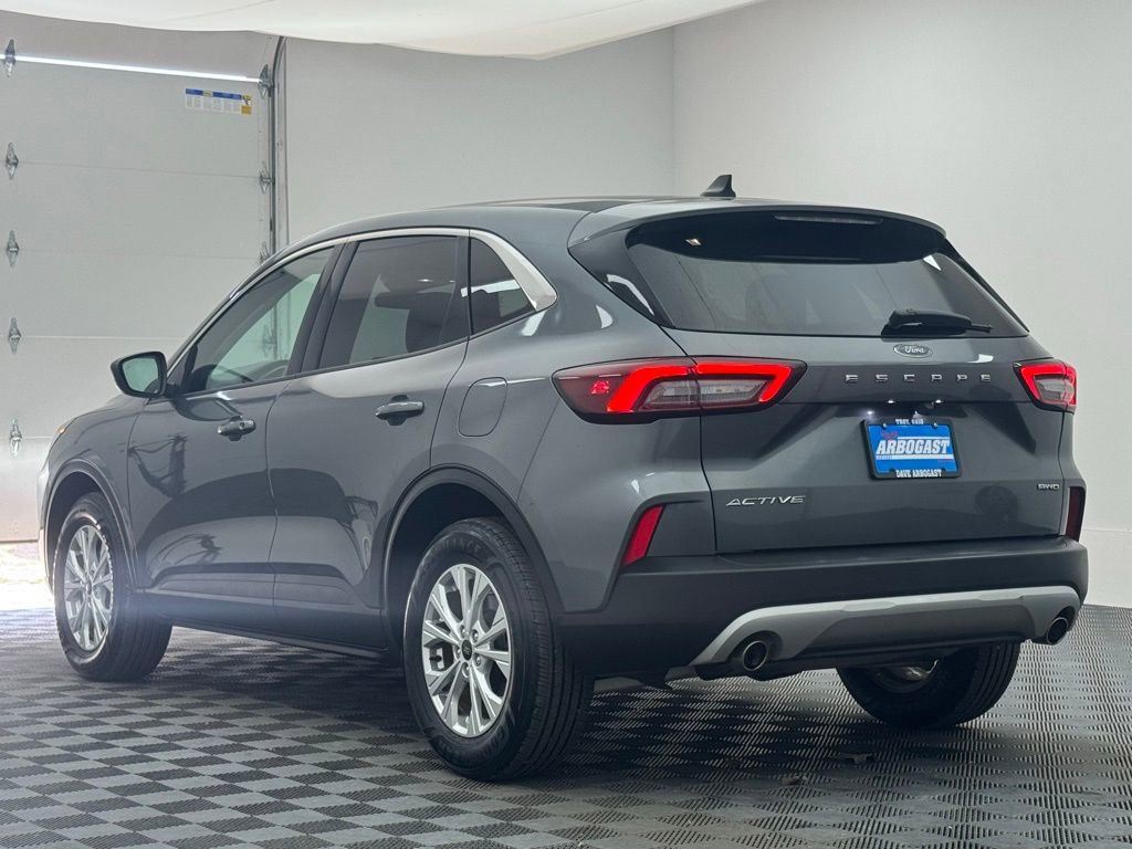 Used 2023 Ford Escape Active image 11