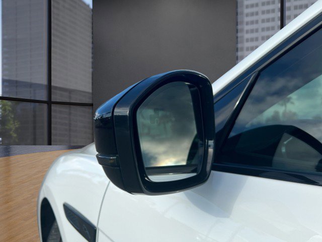 Used 2025 Jaguar F-PACE R-Dynamic S image 11