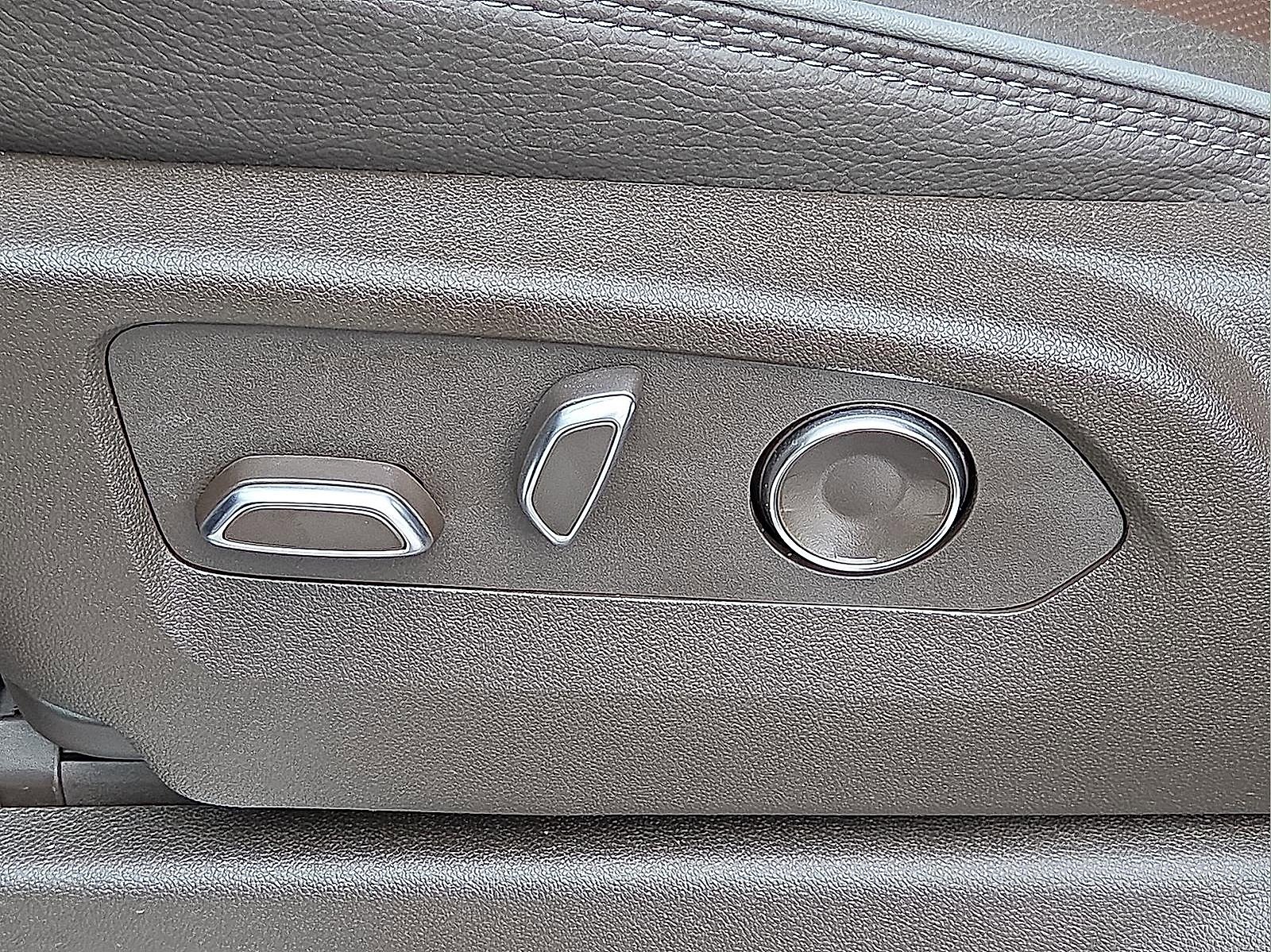 Used 2025 GMC Sierra 1500 Denali w/ Denali Reserve Package image 14