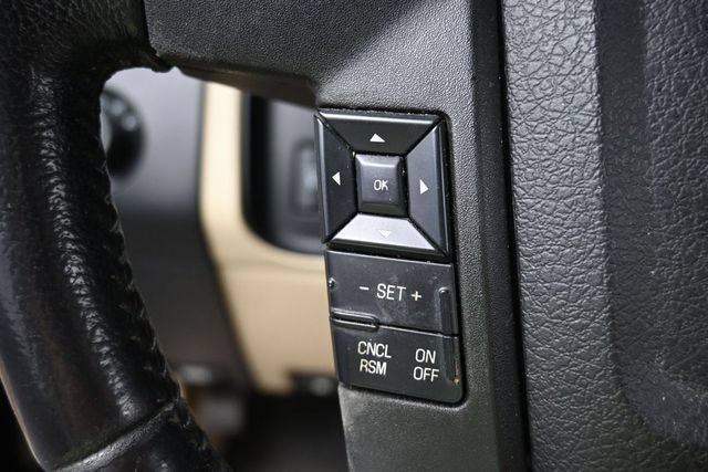 Used 2016 Ford Expedition XL AWD/4WD image 23