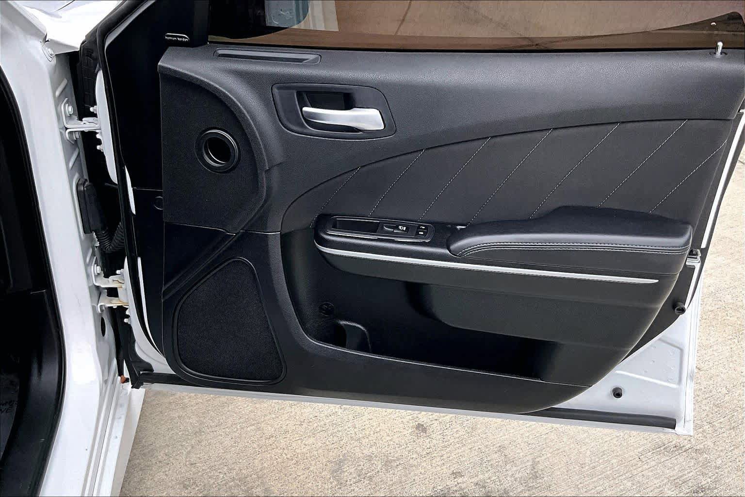 Used 2023 Dodge Charger Scat Pack w/ Harman/Kardon Audio Group RWD image 23