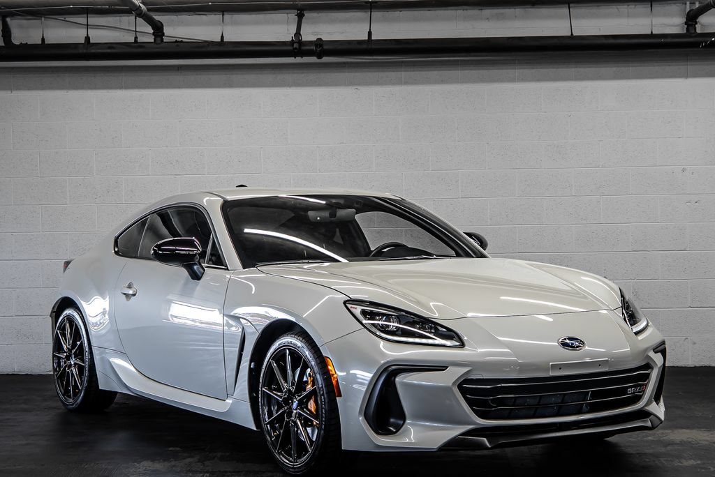 Used 2025 Subaru BRZ tS w/ Popular Package 2 RWD image 8