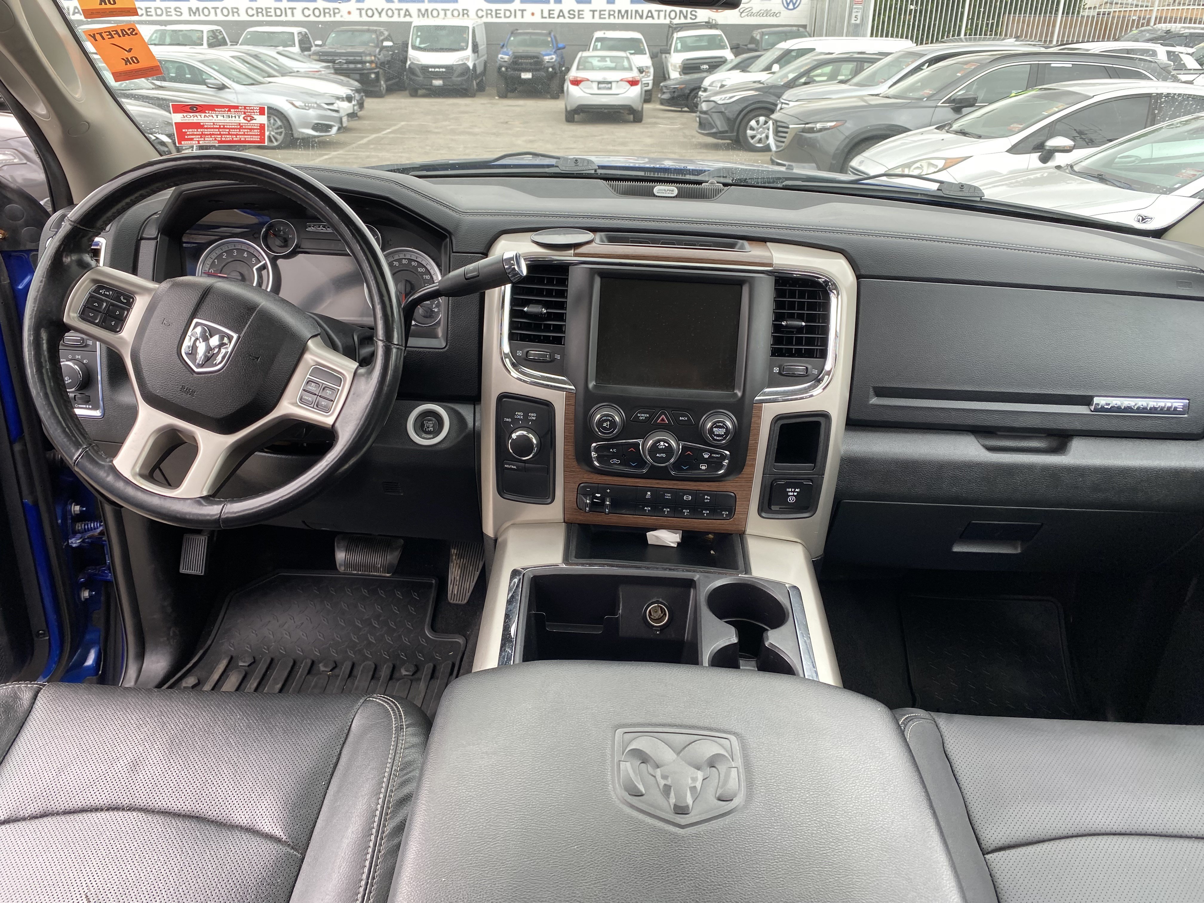 Used 2014 RAM 2500 Laramie w/ Convenience Group AWD/4WD image 24