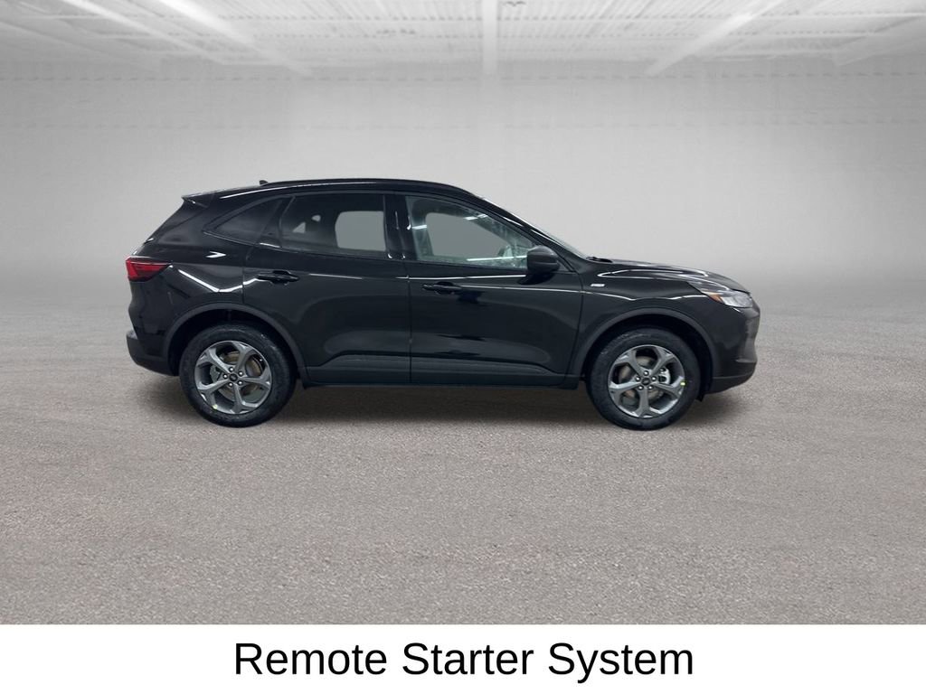 New 2026 Ford Escape ST-Line w/ Cold Weather Package AWD/4WD image 12