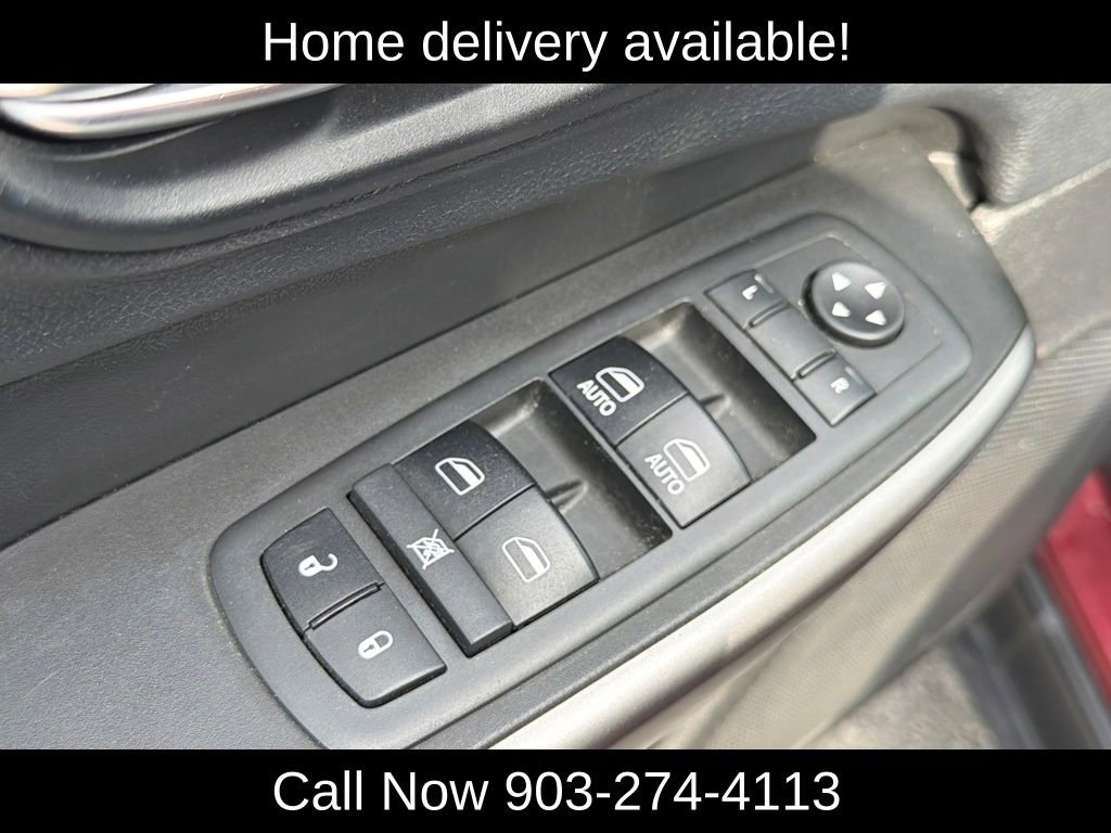 Used 2019 Jeep Cherokee Latitude Plus w/ Comfort/Convenience Group image 14