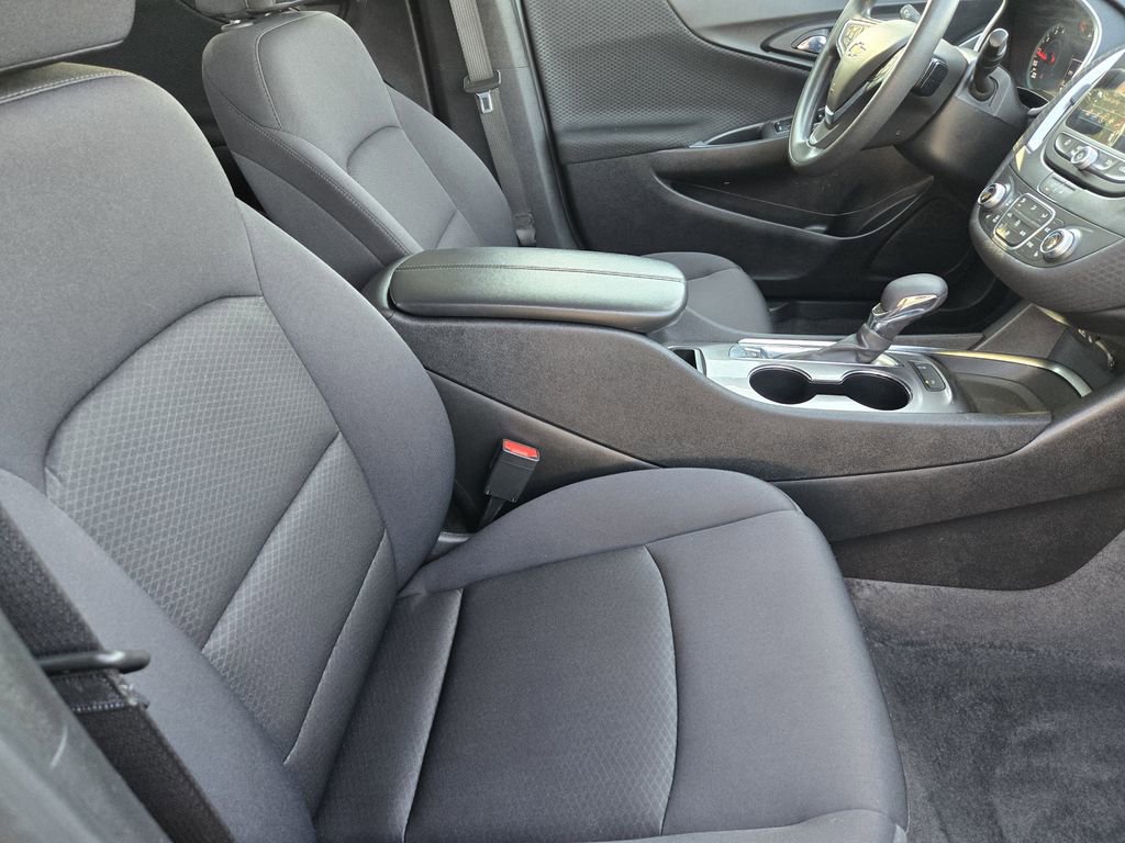 Used 2024 Chevrolet Malibu LT image 13