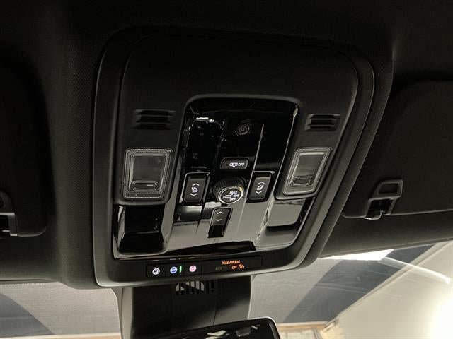 New 2026 GMC Yukon Elevation w/ LPO, Floor Liner Package AWD/4WD image 18