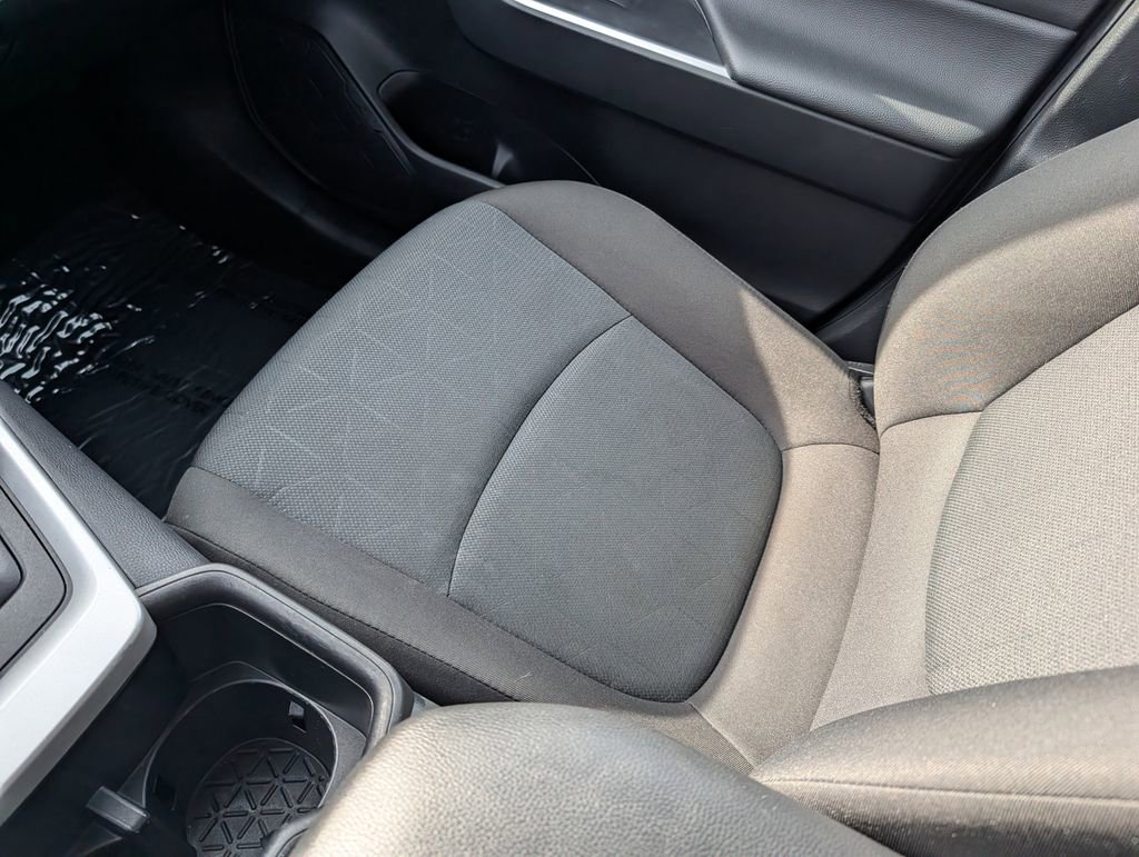 Used 2025 Toyota RAV4 XLE w/ Convenience Package image 55