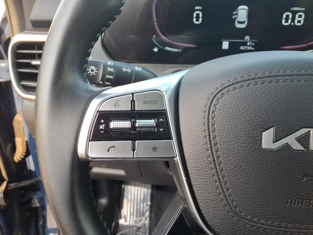 Used 2024 Kia Telluride EX w/ EX Captain's Chair Package FWD image 14