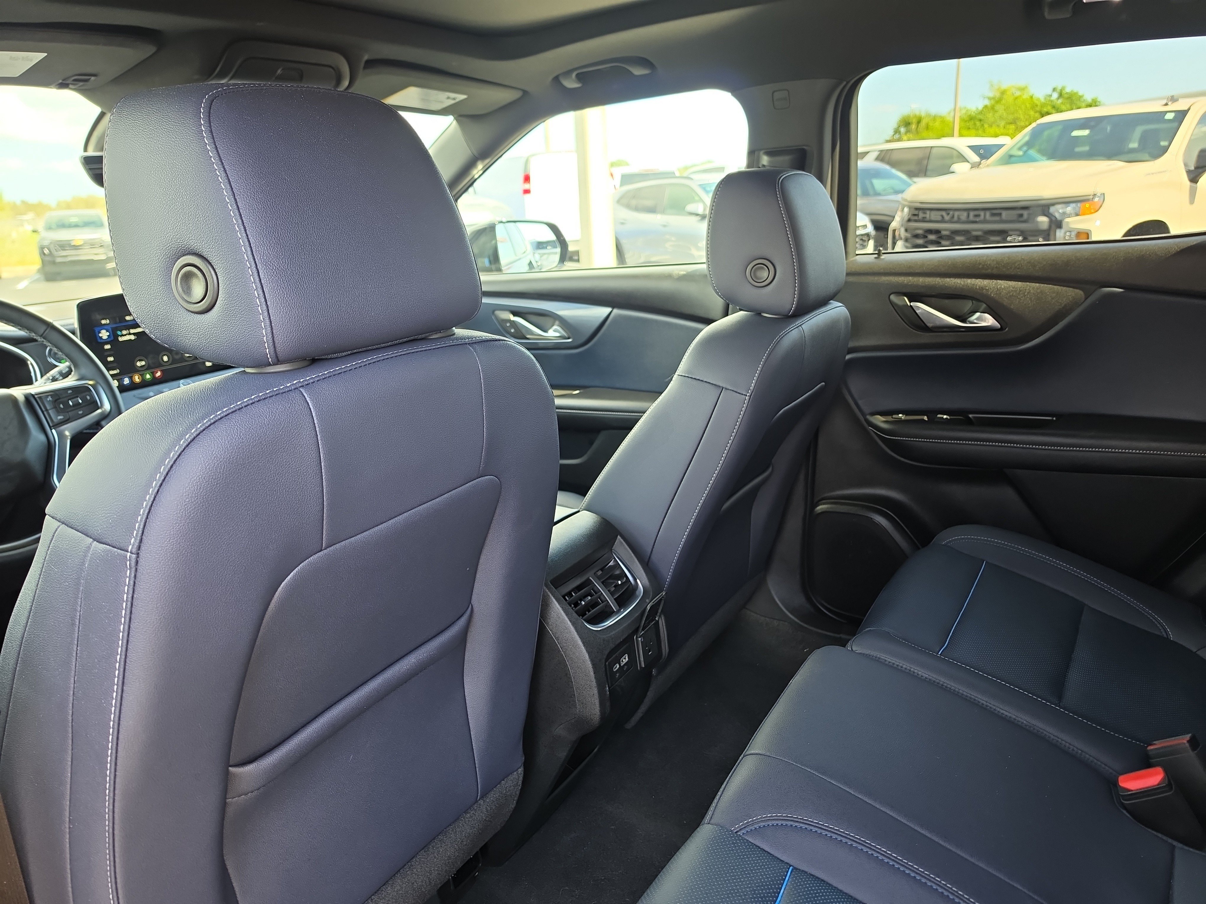 Certified 2024 Chevrolet Blazer RS w/ Driver Confidence II Package FWD image 12