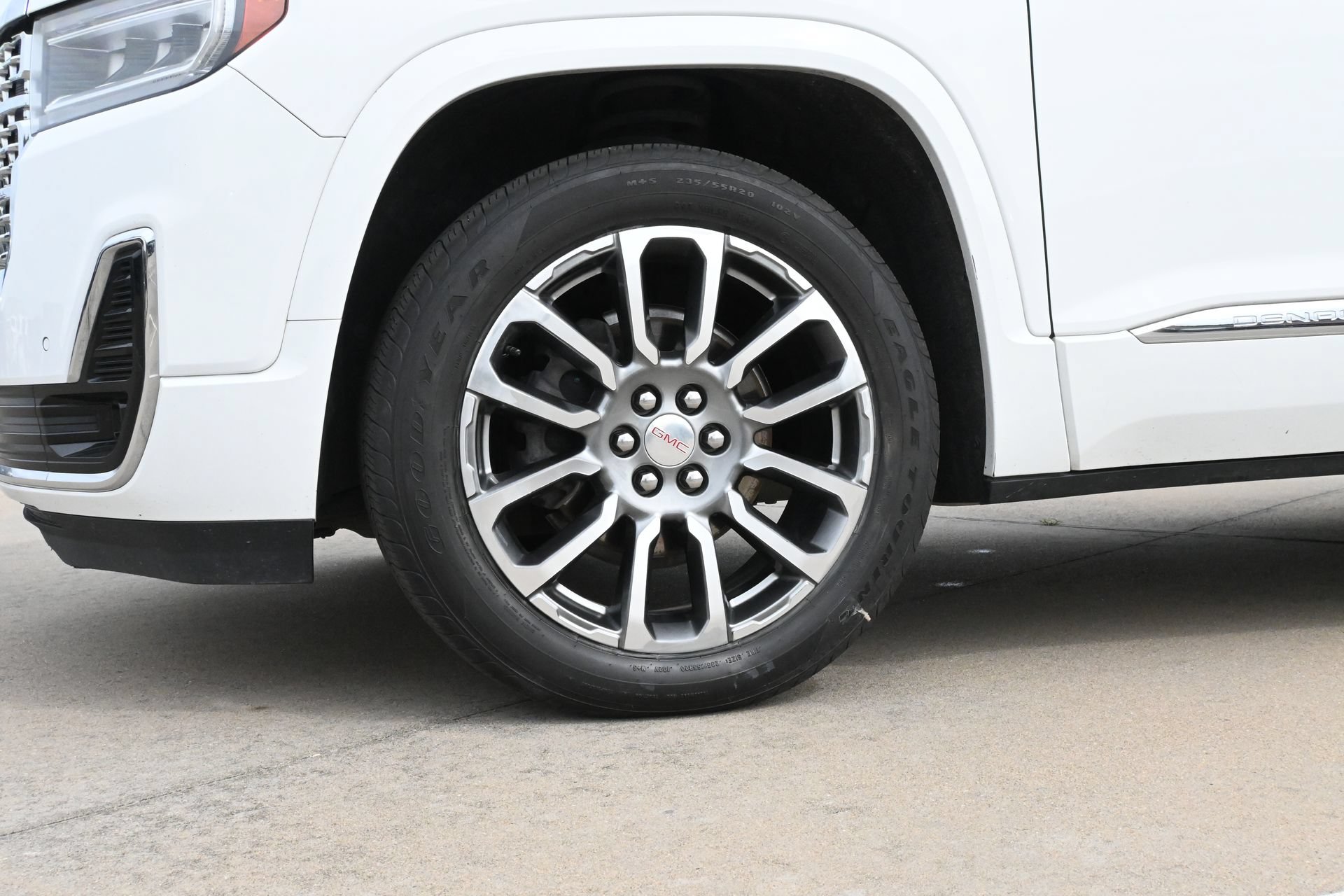 Used 2023 GMC Acadia Denali AWD/4WD image 31