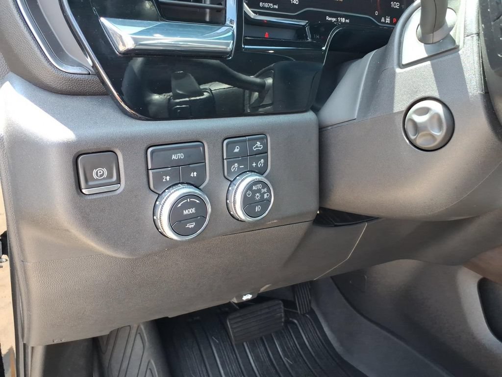 Used 2024 GMC Sierra 1500 SLT w/ SLT Convenience Package AWD/4WD image 24