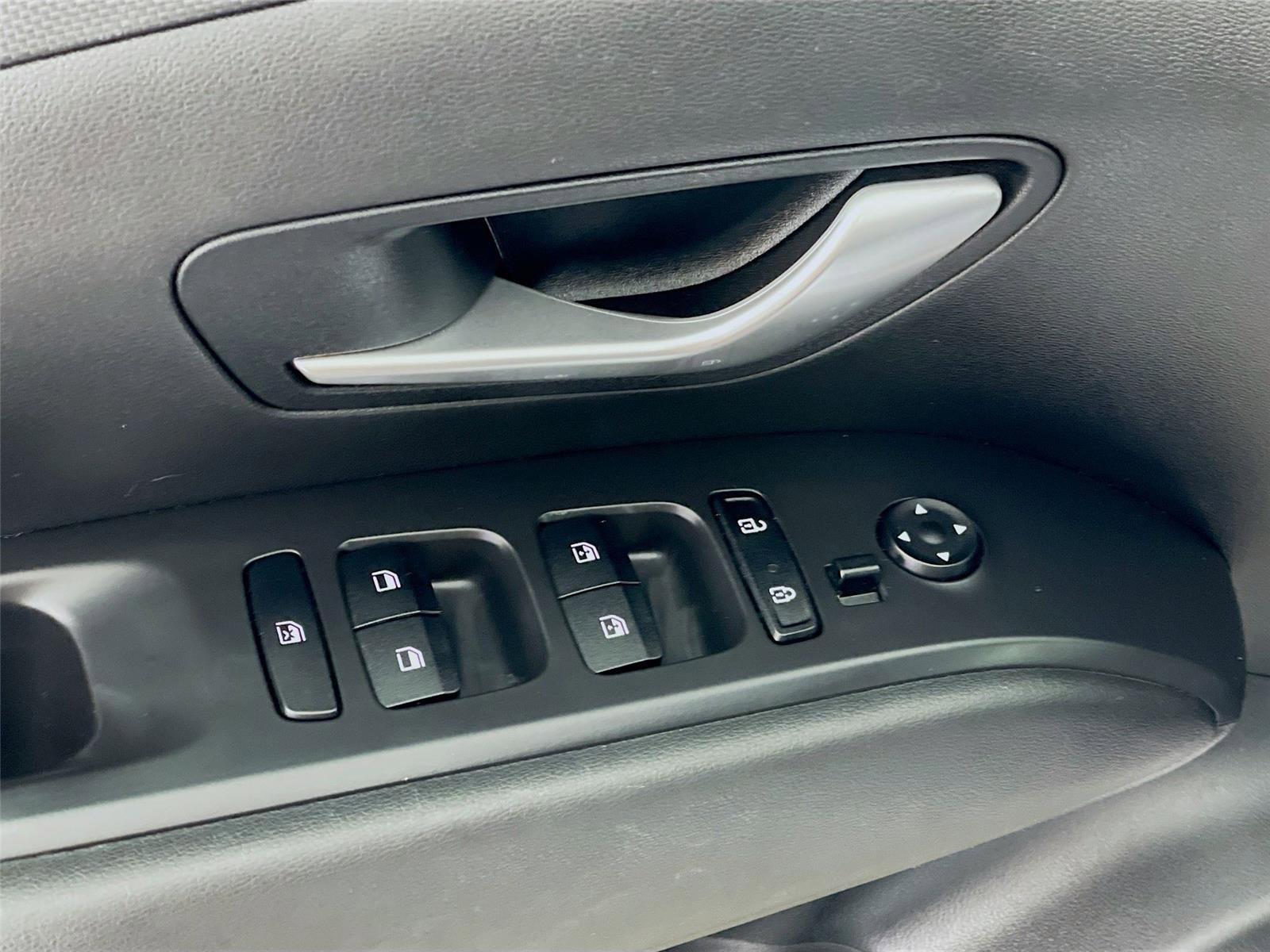 Used 2022 Hyundai Santa Cruz SEL image 20