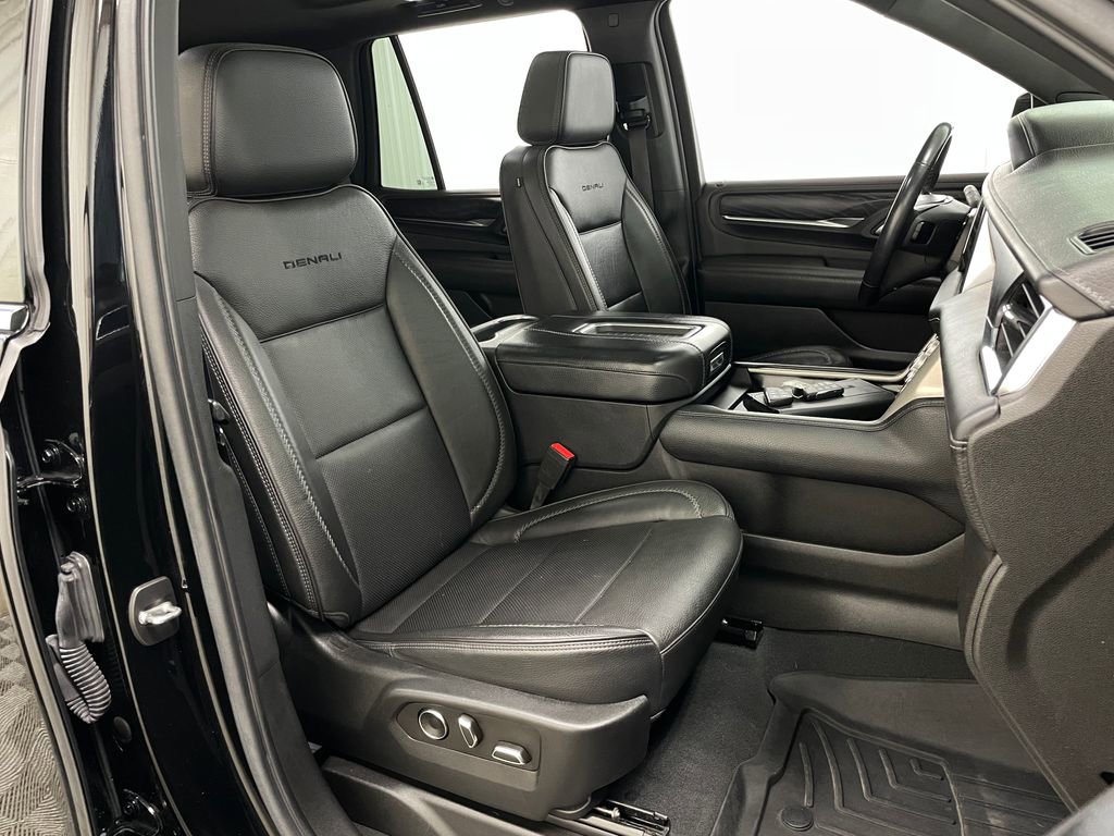 Certified 2022 GMC Yukon Denali w/ Denali Premium Package image 46