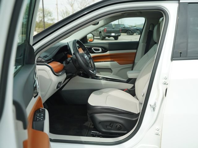 Used 2022 Jeep Compass Limited w/ Elite Group image 12