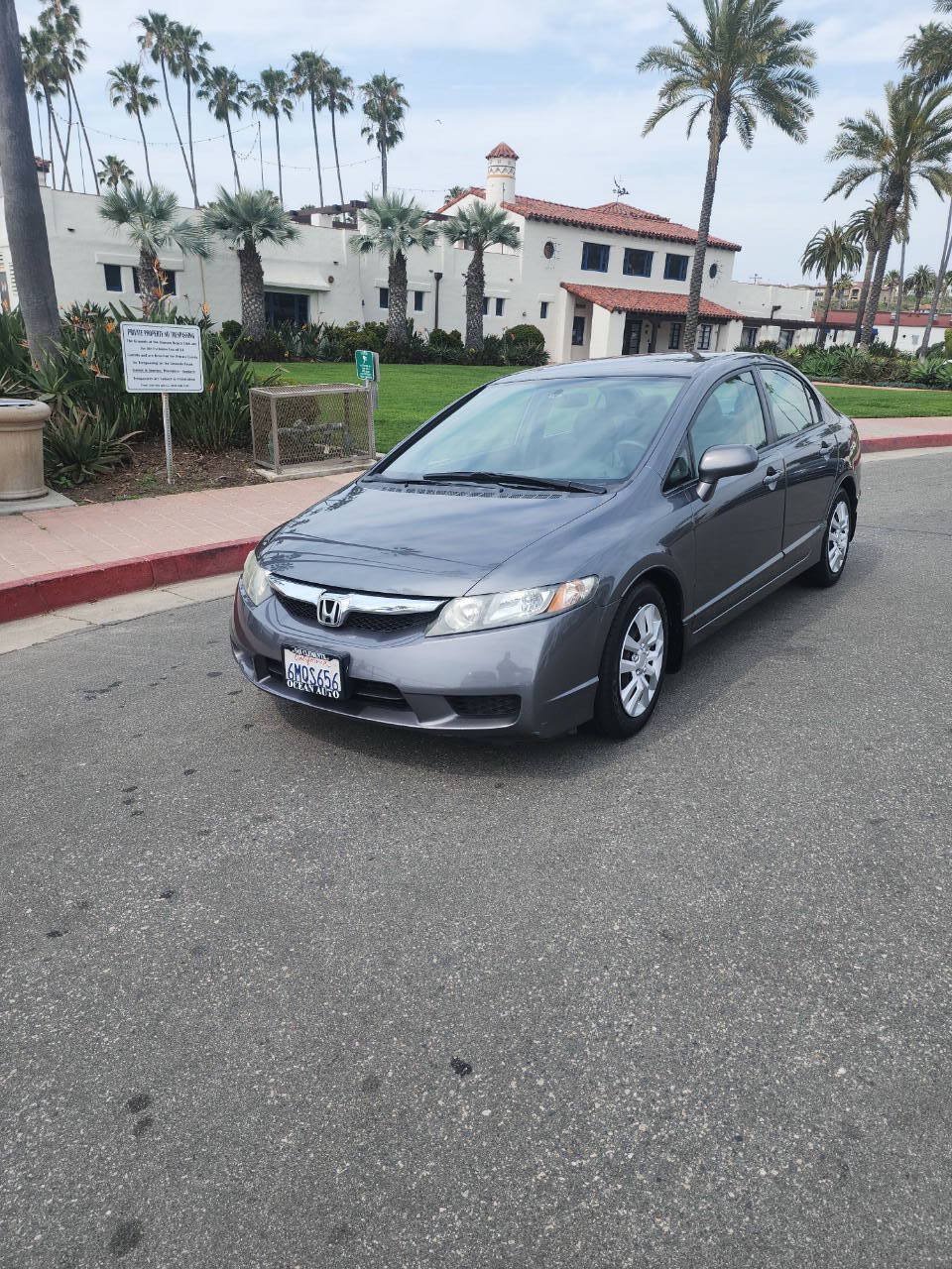 Used 2010 Honda Civic LX image 2