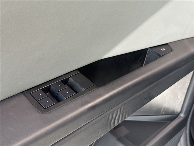 Used 2024 Tesla Cybertruck AWD Crew Cab image 26