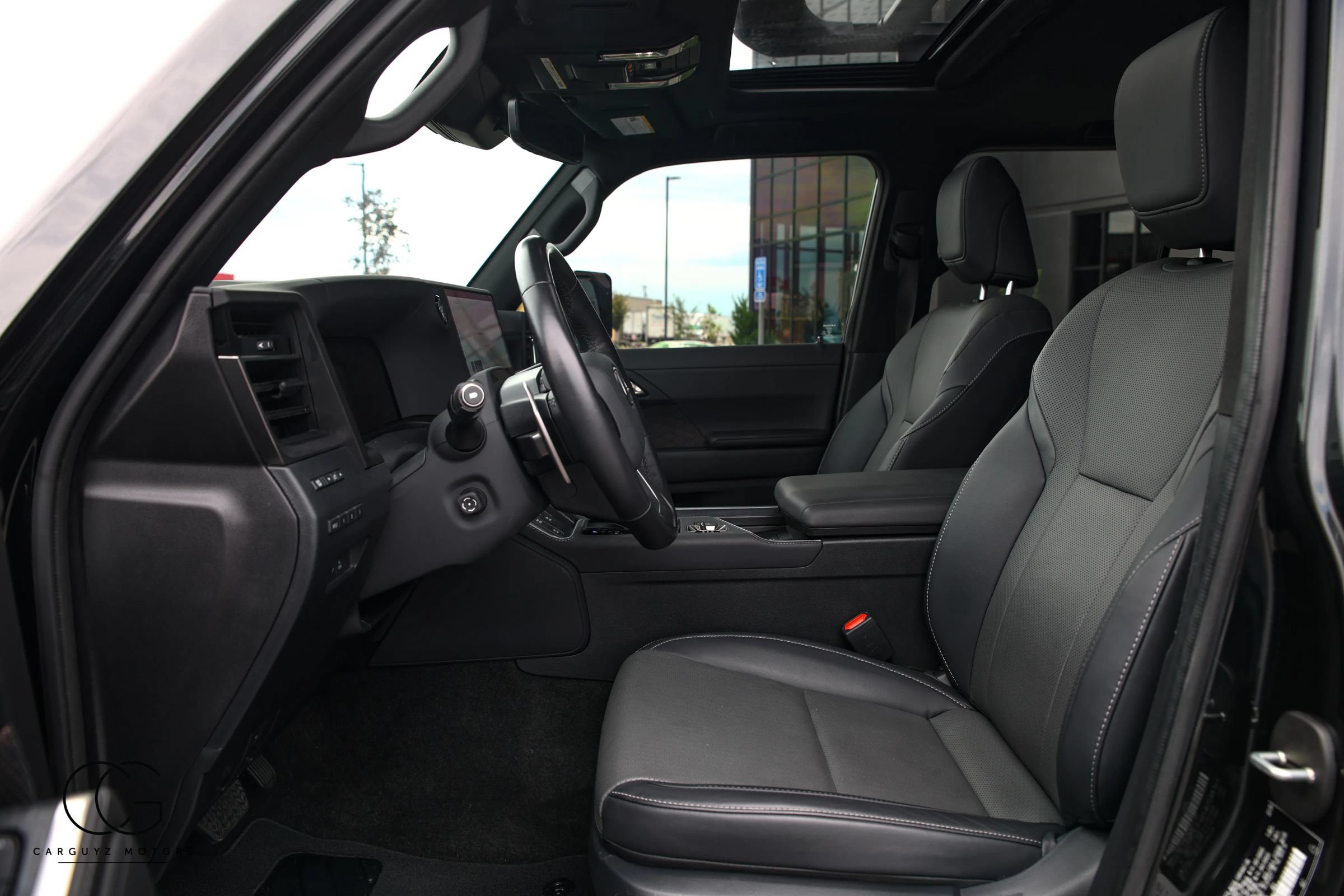 Used 2025 Lexus GX 550 w/ Accessory Package (Z1) AWD/4WD image 23