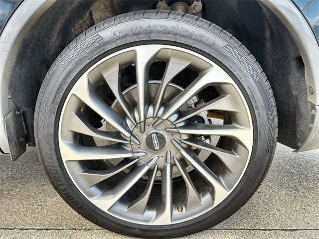 Used 2022 Lincoln Aviator Reserve w/ Equipment Group 201A image 10