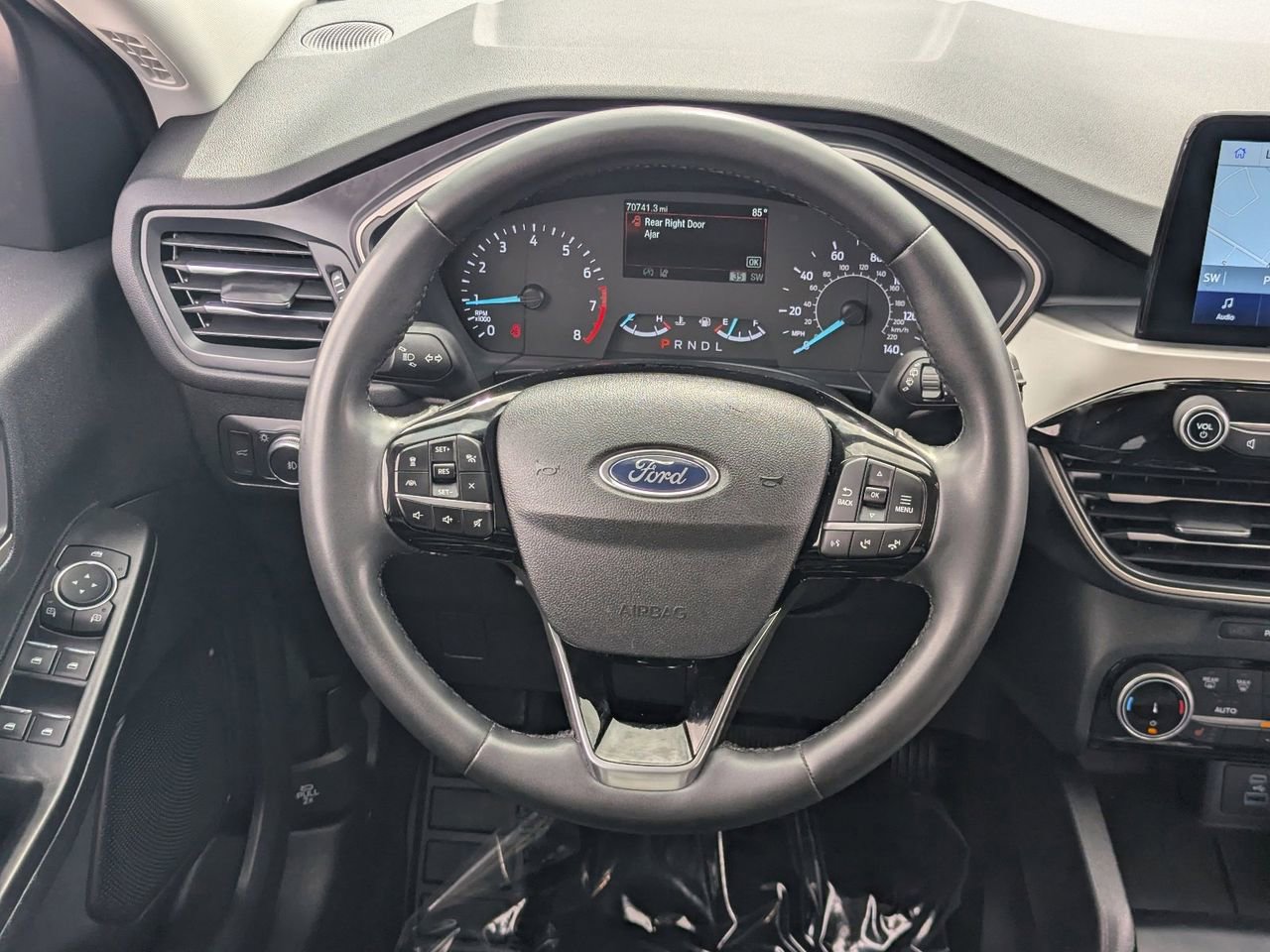Used 2022 Ford Escape SEL FWD image 16