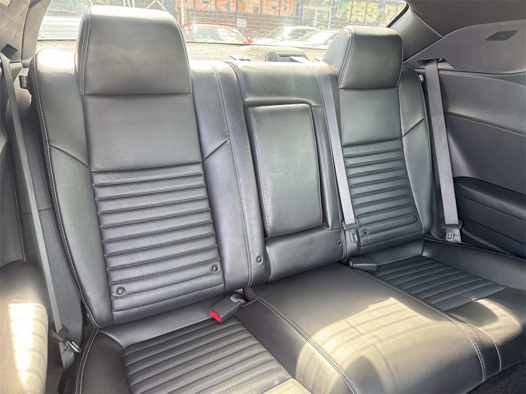 Used 2013 Dodge Challenger R/T image 11
