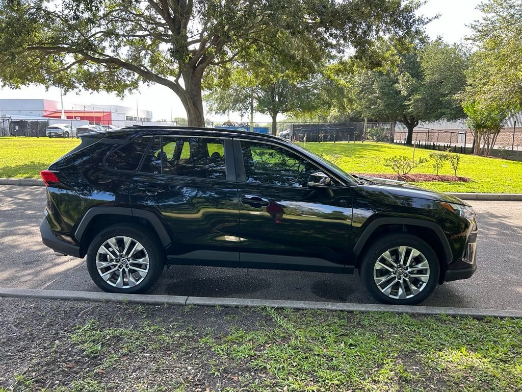 Certified 2022 Toyota RAV4 XLE Premium FWD image 7