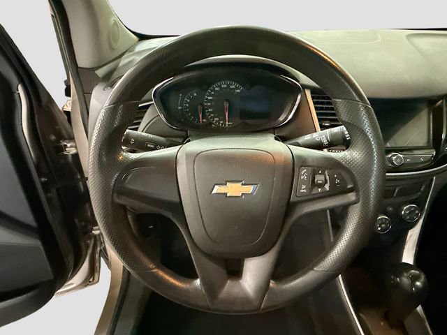 Used 2018 Chevrolet Trax LS image 12