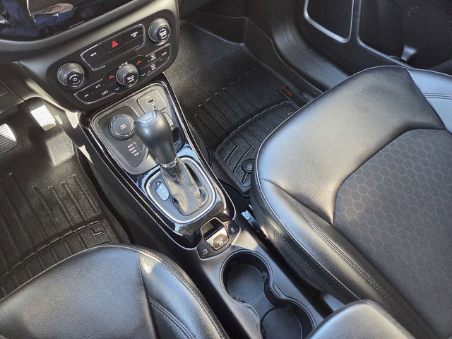 Used 2020 Jeep Compass Latitude AWD/4WD image 25