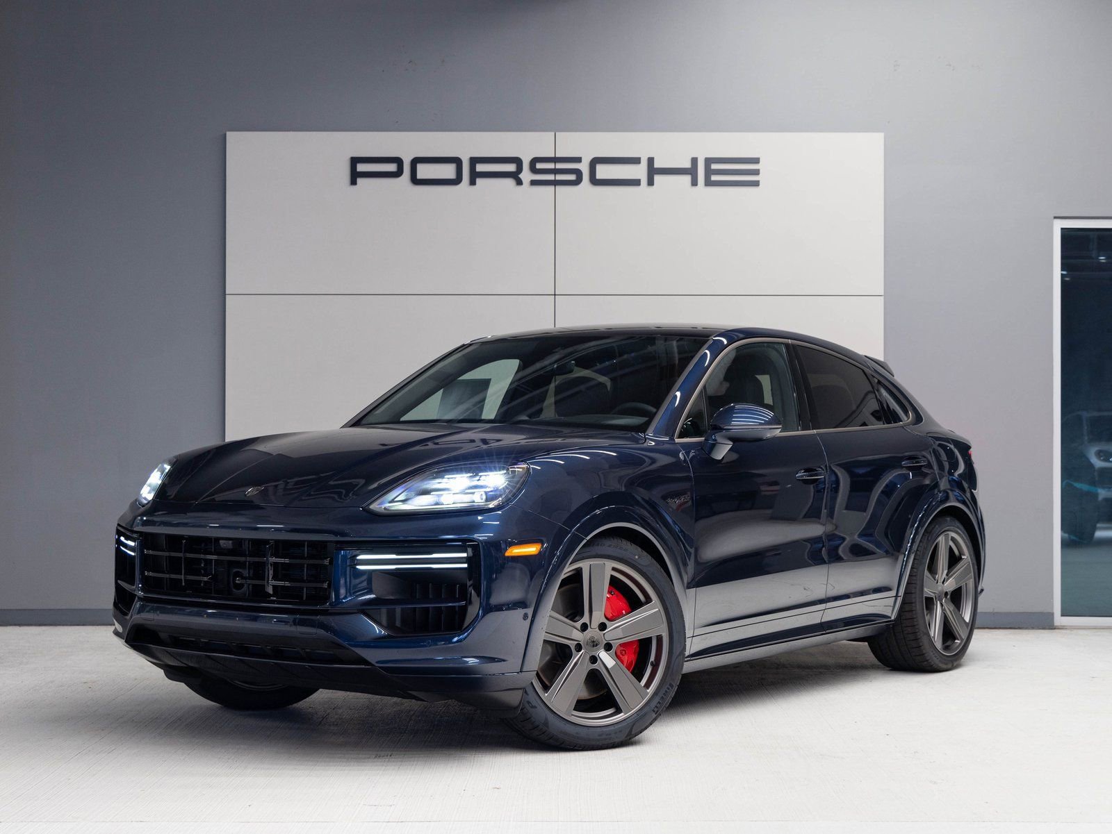 Used 2025 Porsche Cayenne Turbo