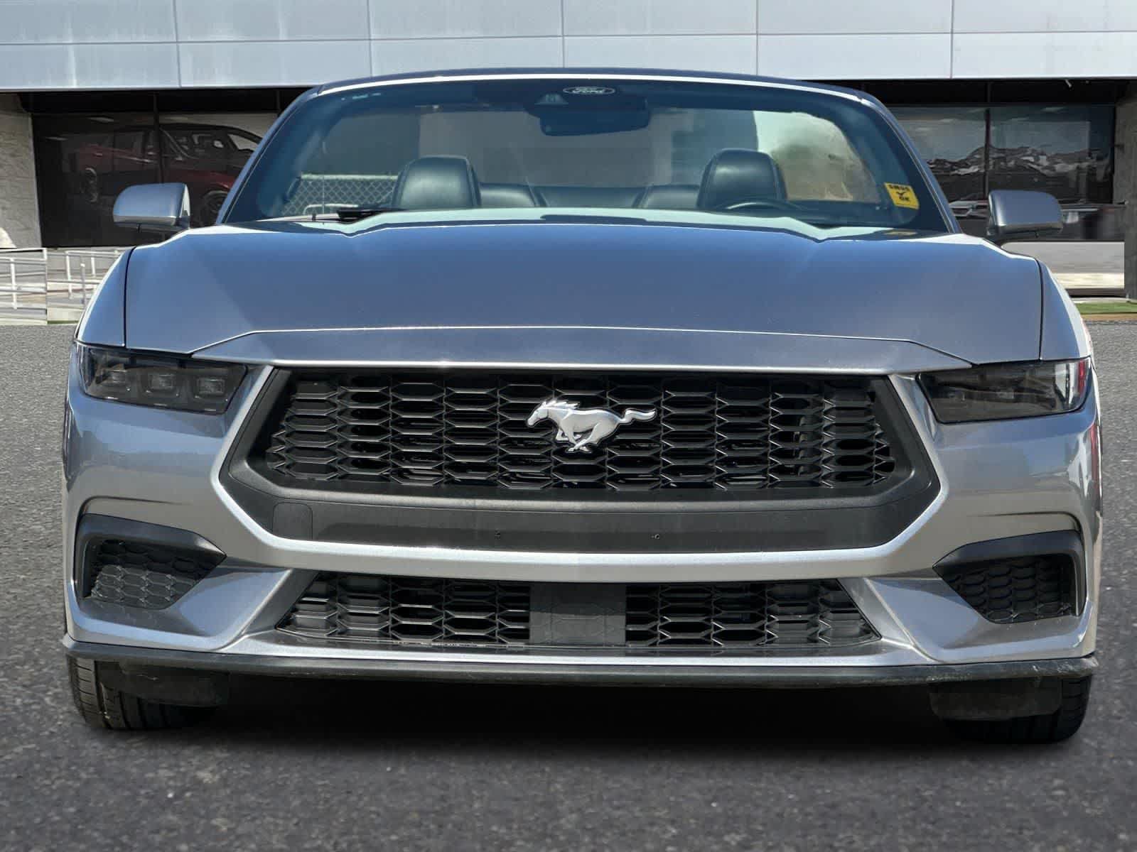Used 2025 Ford Mustang Premium RWD image 11