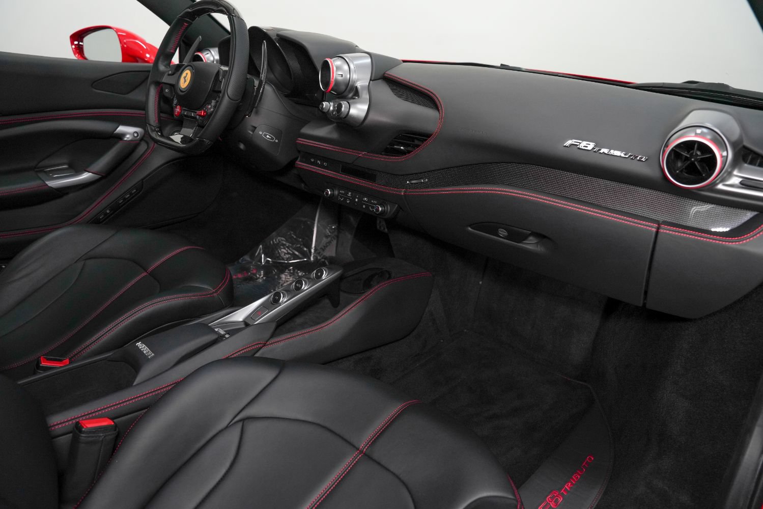 Used 2022 Ferrari F8 Tributo RWD image 30