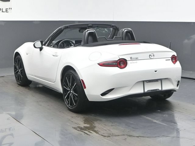 Used 2024 MAZDA MX-5 Miata Grand Touring w/ Weather Package RWD image 35