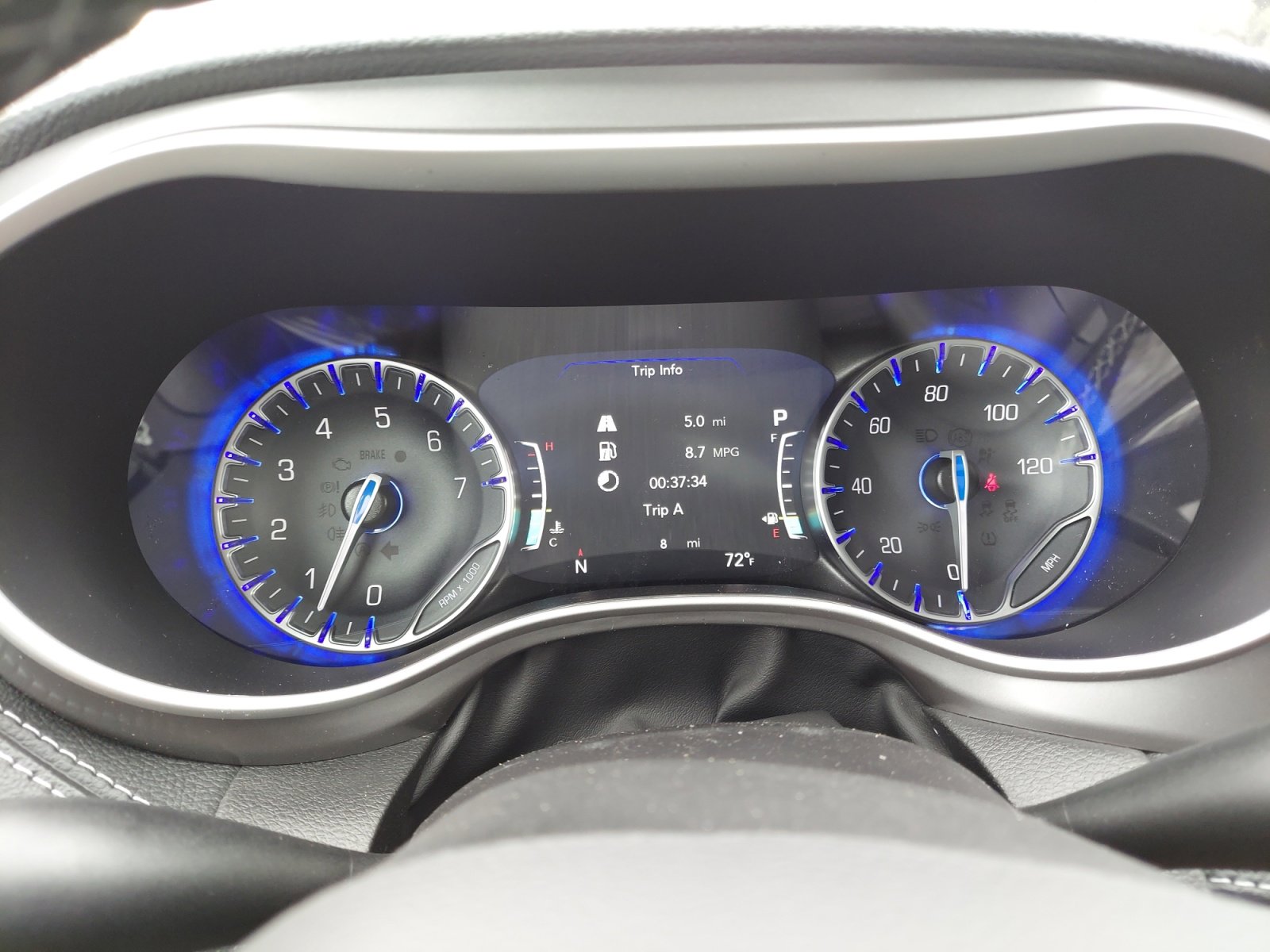 New 2026 Chrysler Pacifica Select w/ S Appearance Package FWD image 19
