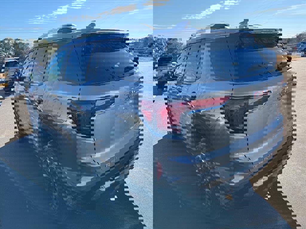 Used 2026 GMC Terrain Elevation w/ Elevation Premium Package image 8