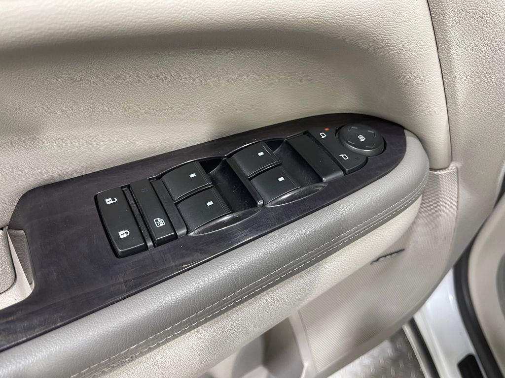 Used 2016 Buick Enclave Leather image 18