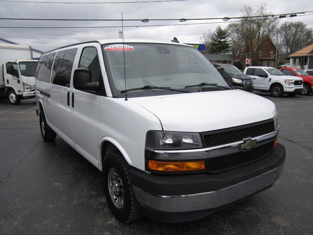 Used 2019 Chevrolet Express 3500 LT w/ LT Preferred Equipment Group RWD image 6