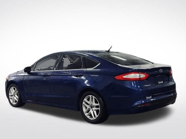 Used 2016 Ford Fusion SE w/ SE Cold Weather Package image 9