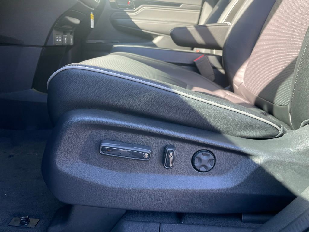 New 2026 Honda Odyssey Elite image 26