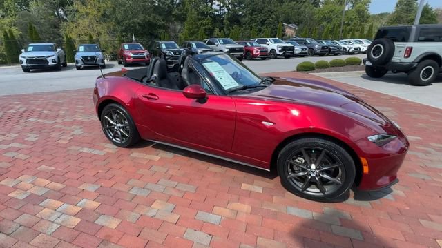 Used 2023 MAZDA MX-5 Miata Grand Touring RWD image 4