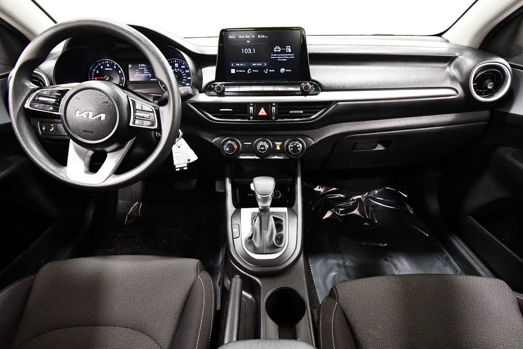 Certified 2023 Kia Forte LXS w/ LXS Technology Package image 3