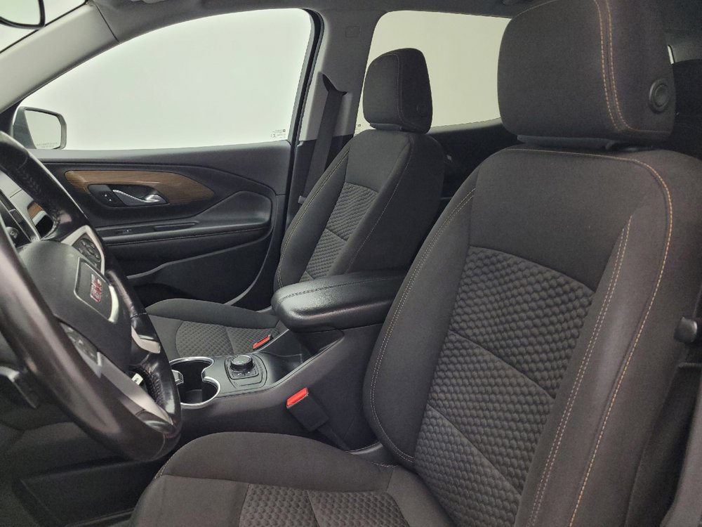 Used 2020 GMC Terrain SLE image 17