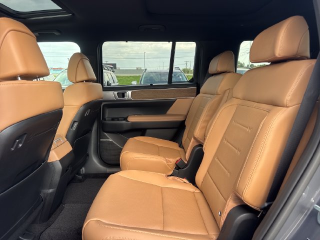 New 2027 Hyundai Santa Fe Limited AWD/4WD image 9